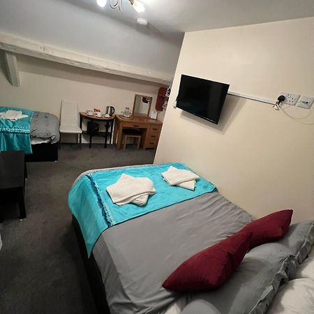 Abbey Holiday Accommodation วิทบี ภายนอก รูปภาพ