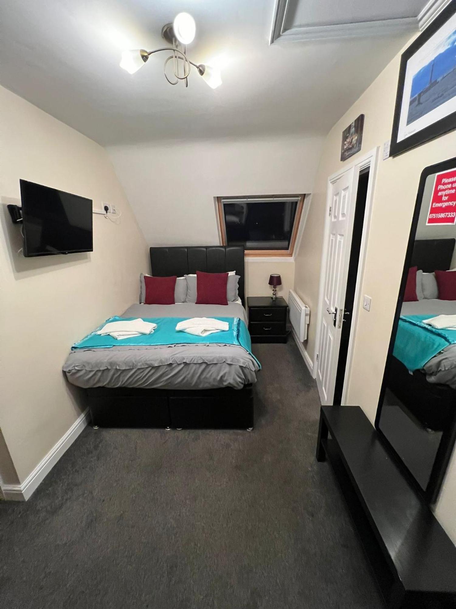 Abbey Holiday Accommodation วิทบี ภายนอก รูปภาพ