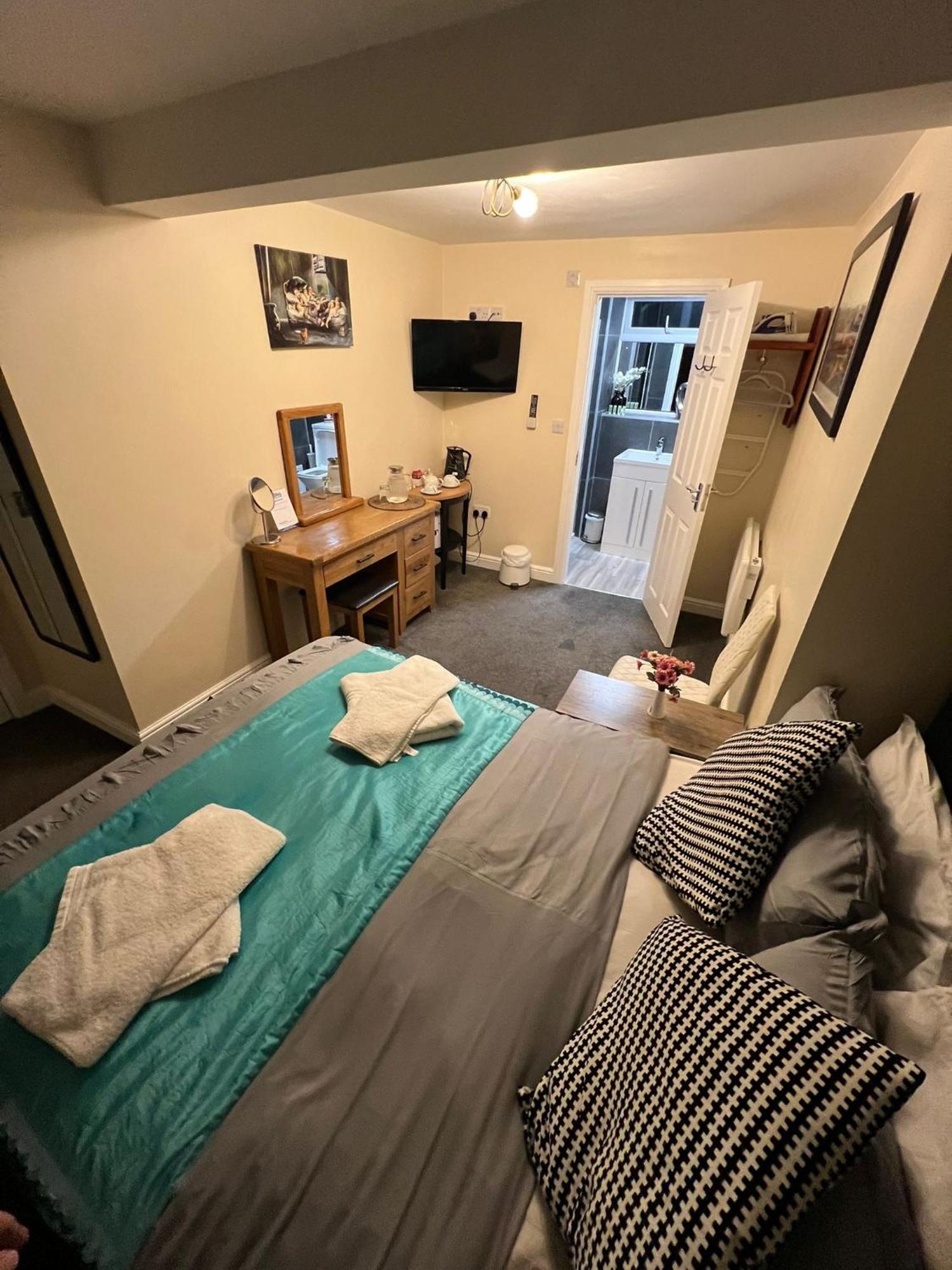 Abbey Holiday Accommodation วิทบี ภายนอก รูปภาพ