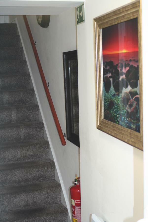 Abbey Holiday Accommodation วิทบี ภายนอก รูปภาพ
