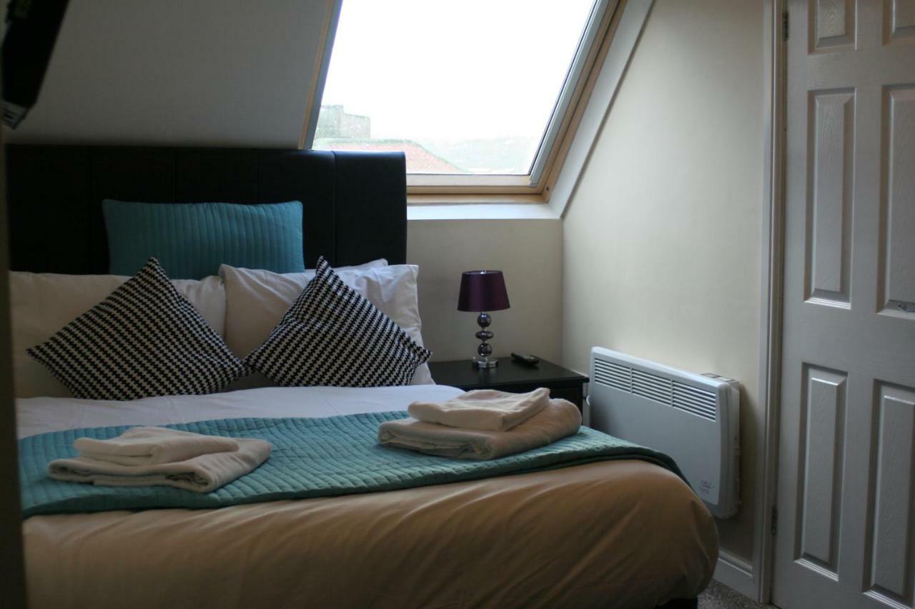 Abbey Holiday Accommodation วิทบี ภายนอก รูปภาพ