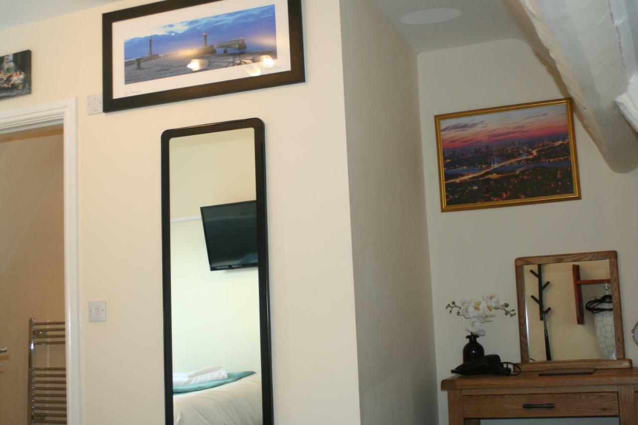 Abbey Holiday Accommodation วิทบี ภายนอก รูปภาพ