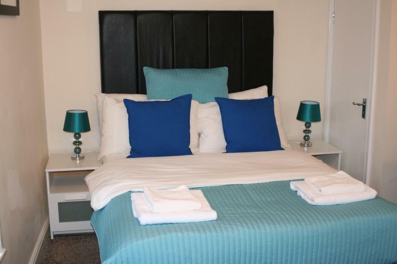 Abbey Holiday Accommodation วิทบี ภายนอก รูปภาพ